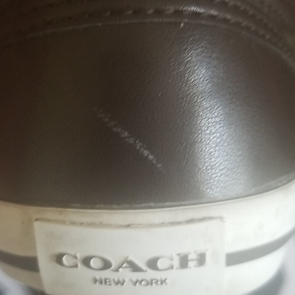 ***SOLD*** Coach Women Tennis Shoes - Picture 7 of 9